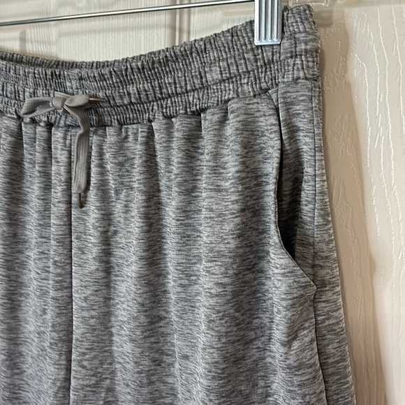 REAL Essentials athletic shorts - Picture 2 of 4